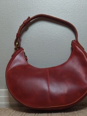 Portland Leather Classic Nora Shoulder Bag